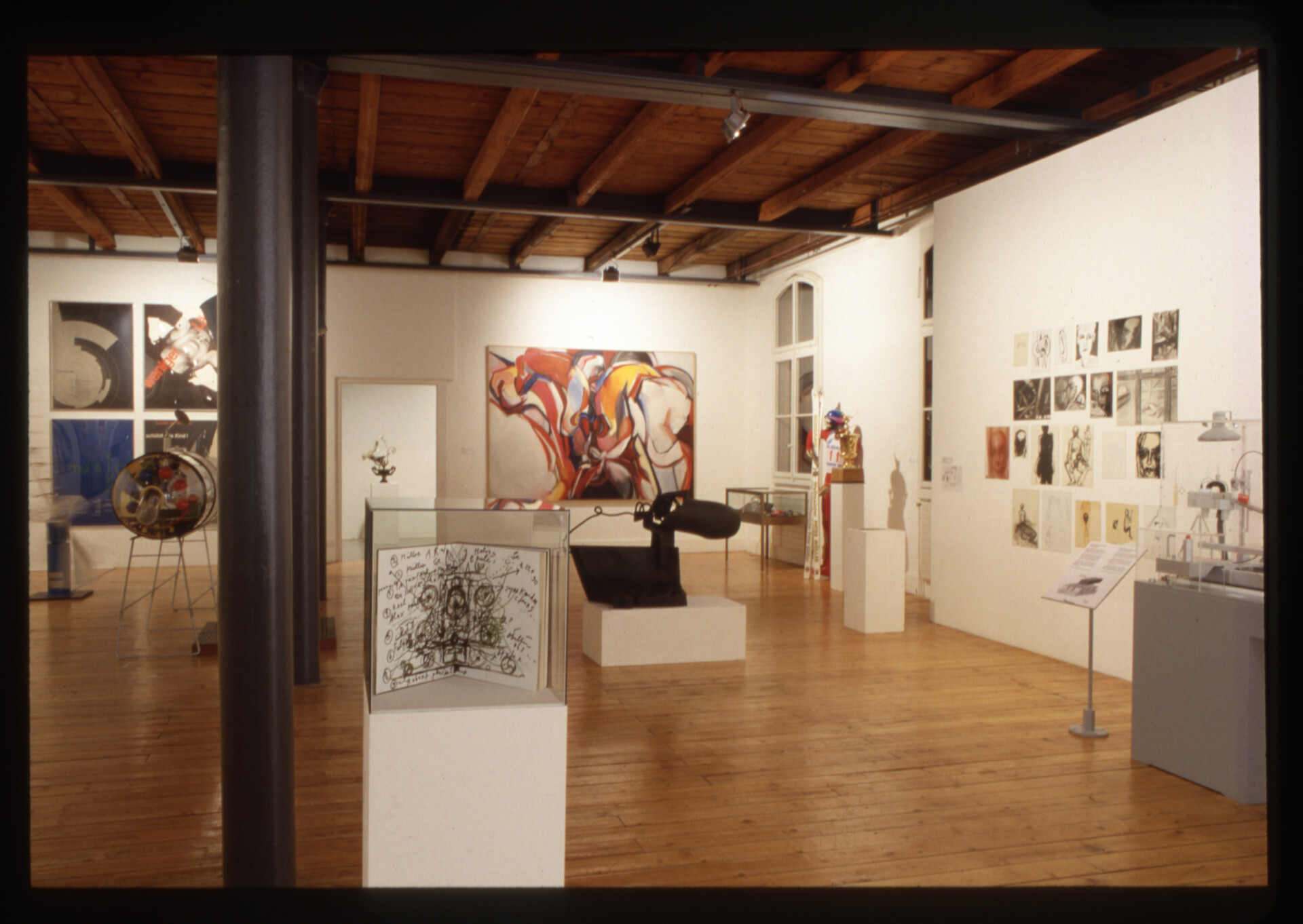 The M&uuml;ller, an inventory "&agrave; la Tinguely" image